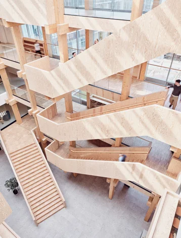 BII 25 04 10 24893 1